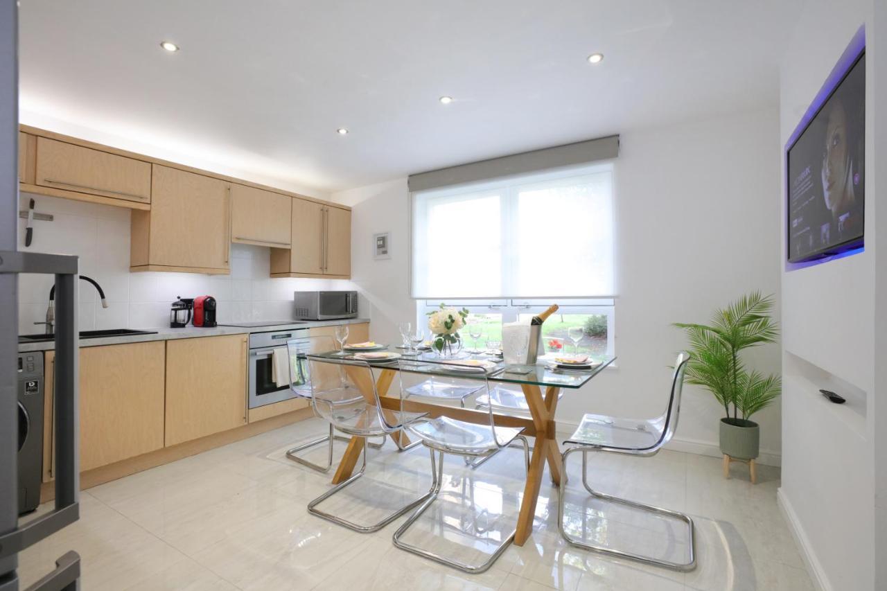 Spacious 4br City Centre W/ Free Parking Edinburgh
