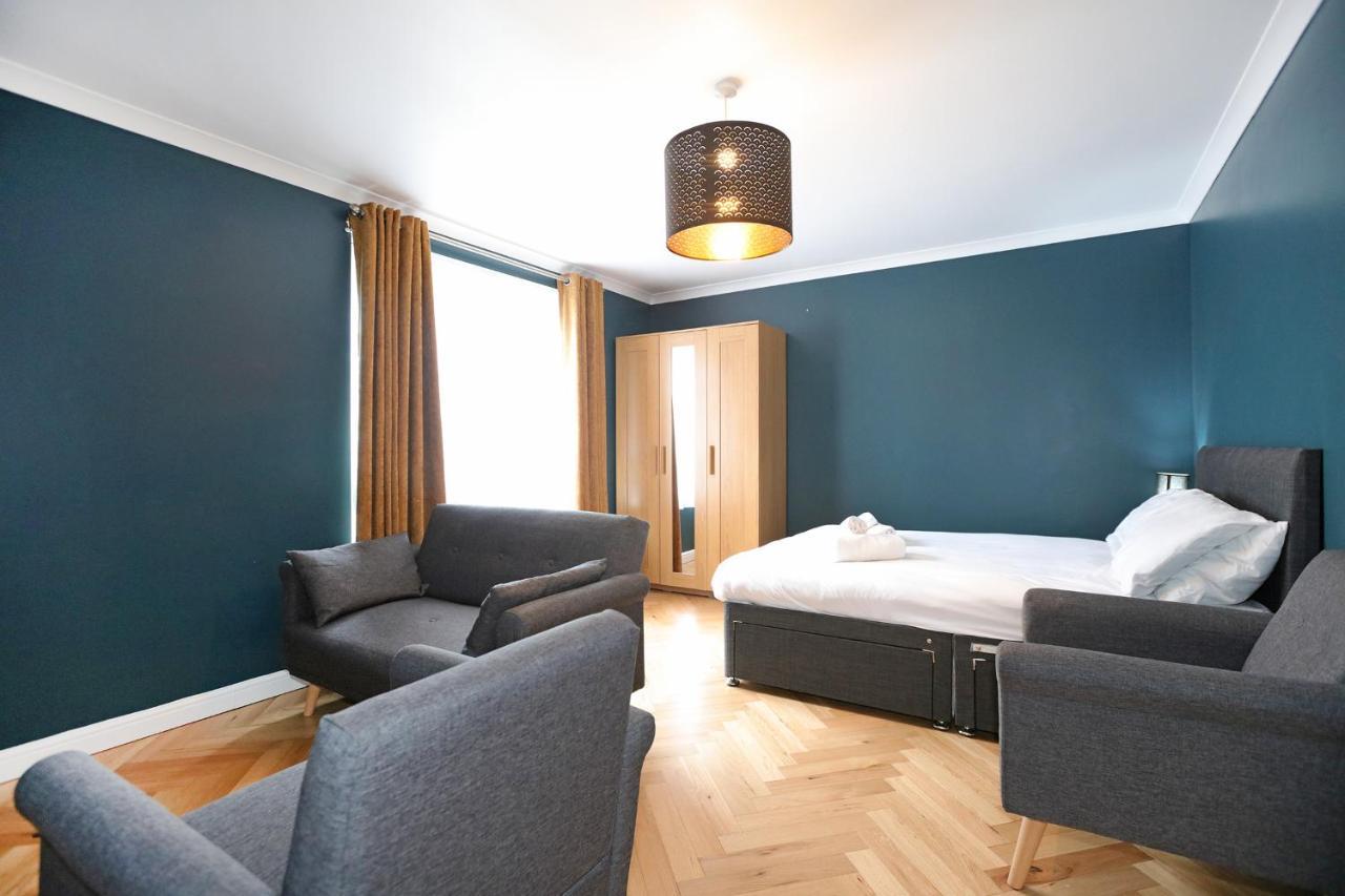Apartment Spacious 4br City Centre W/ Free Parking *
